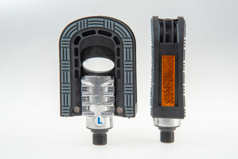 Pedal SP-1S3 foidable to both sldes aium